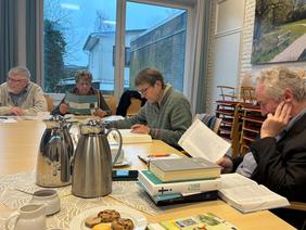 Referentin und Teilnehmer